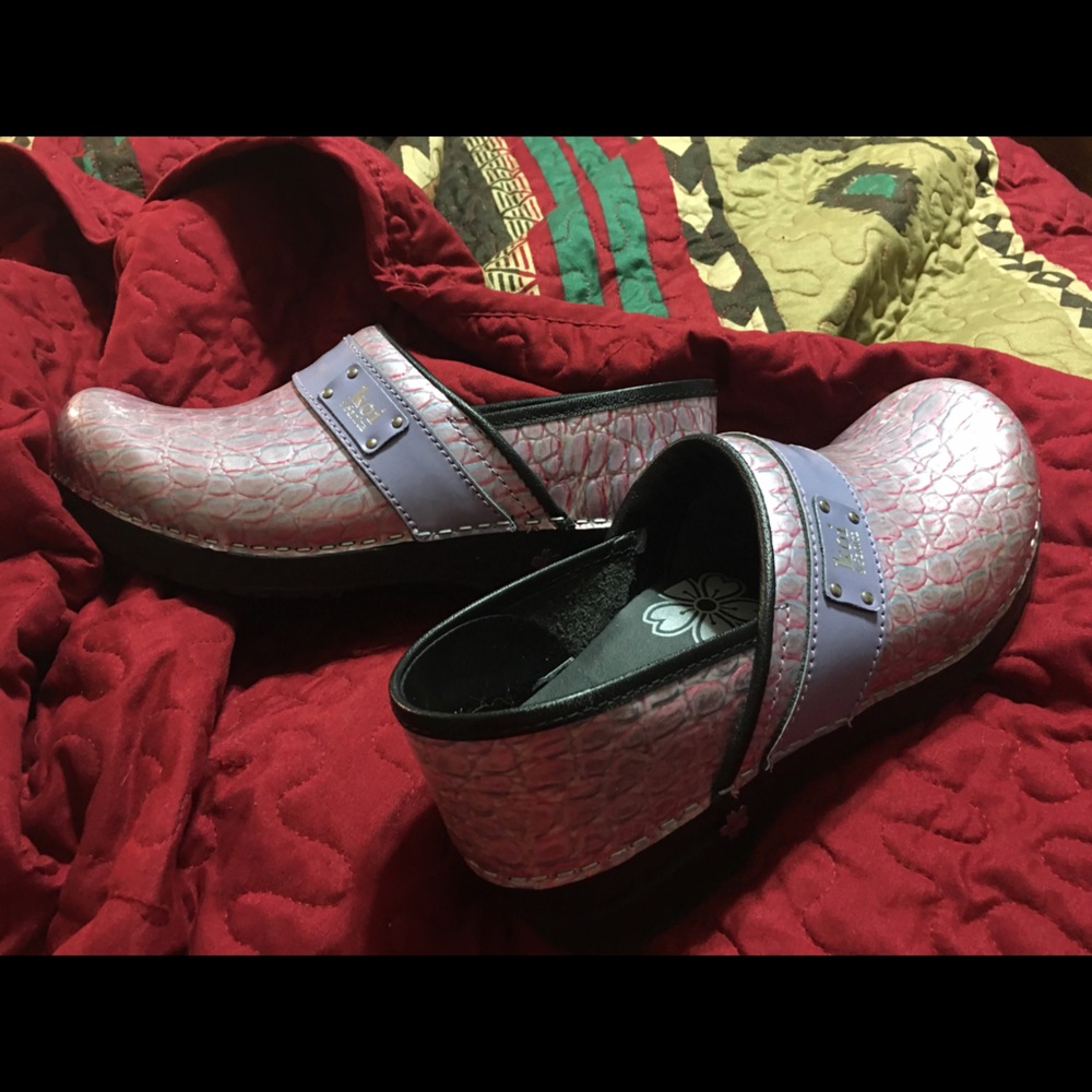 Nurse shoes